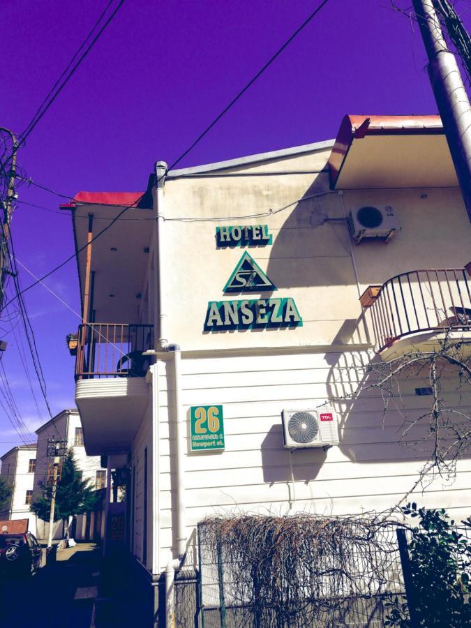 Anseza Hotel Kʼutʼaisi Exterior foto