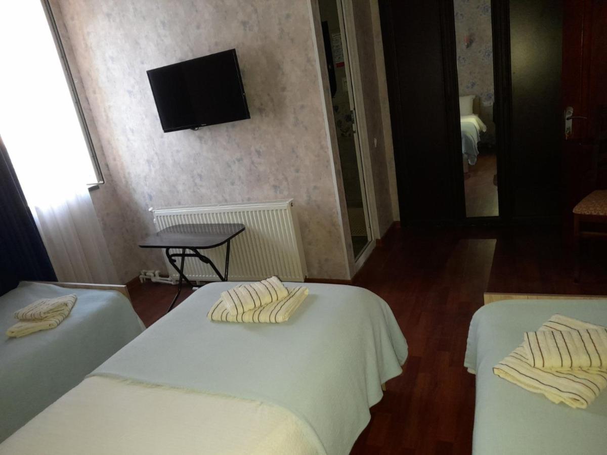 Anseza Hotel Kʼutʼaisi Exterior foto