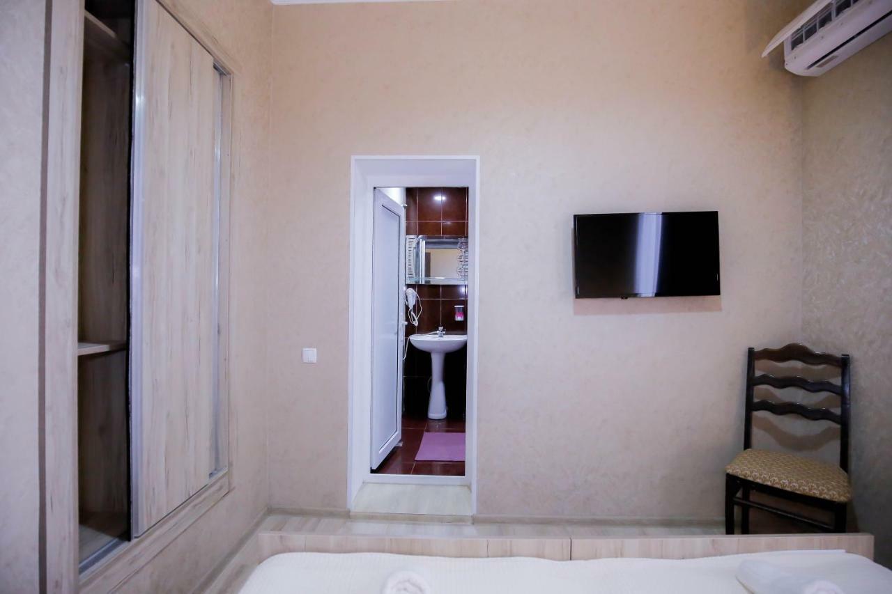 Anseza Hotel Kʼutʼaisi Exterior foto