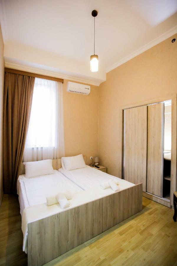 Anseza Hotel Kʼutʼaisi Exterior foto