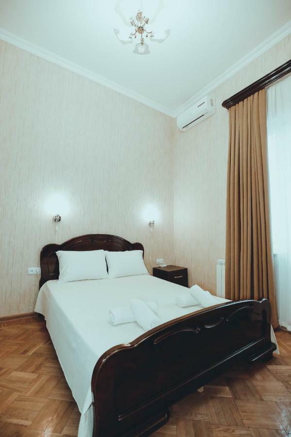 Anseza Hotel Kʼutʼaisi Exterior foto
