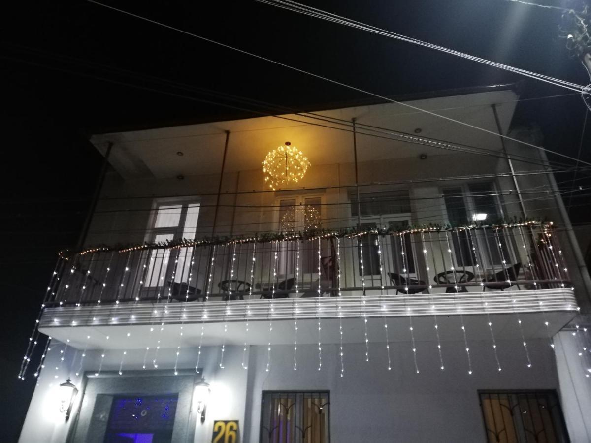 Anseza Hotel Kʼutʼaisi Exterior foto
